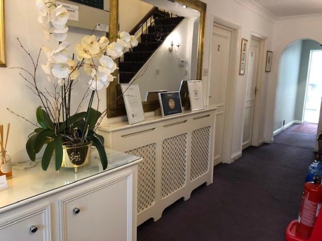 Elizabeth House Hotel Bracknell Eksteriør bilde